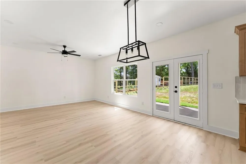172 Llewellyn st Clarkesville, GA 30523