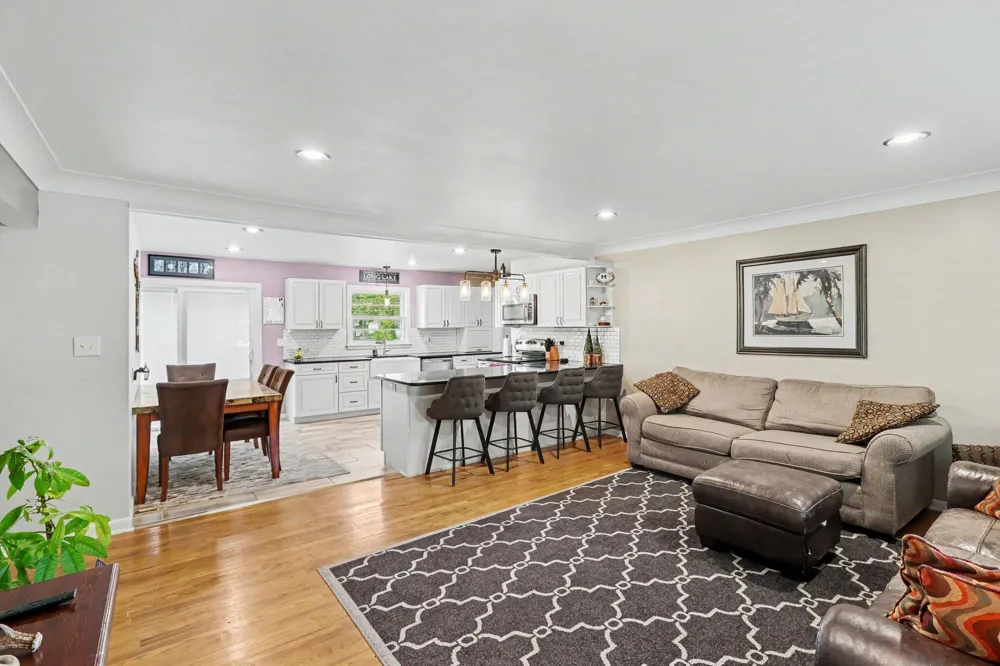 1025 Clausen Avenue Three Rivers, MI 49093