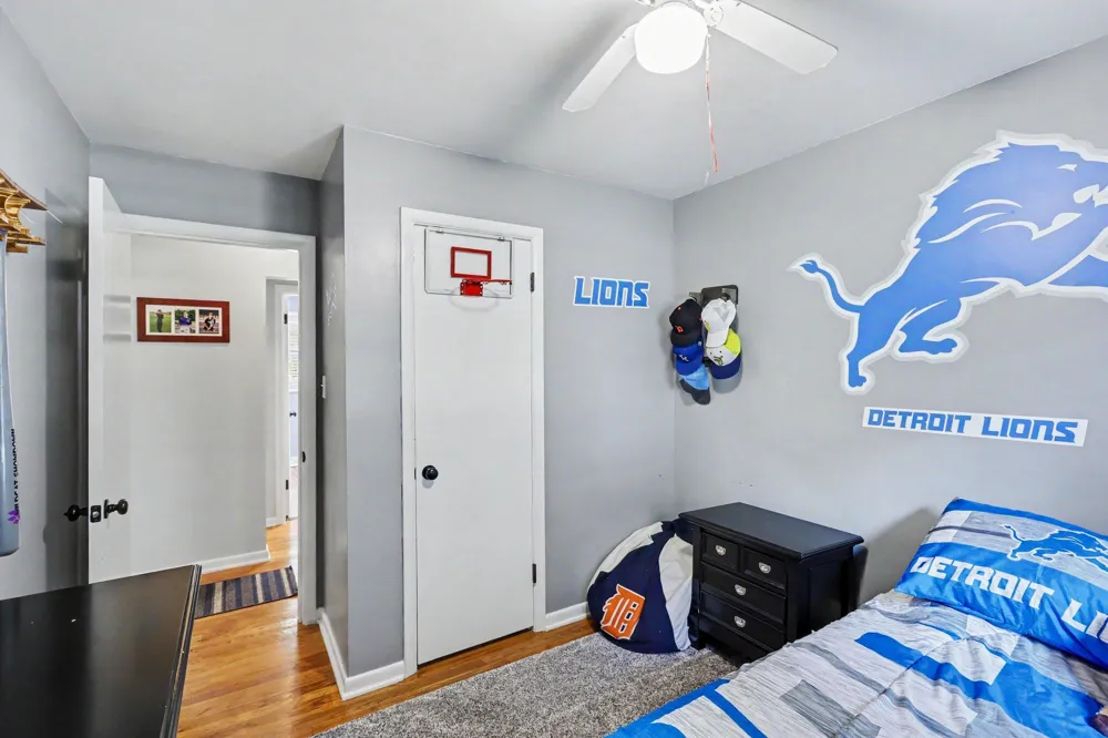 1025 Clausen Avenue Three Rivers, MI 49093
