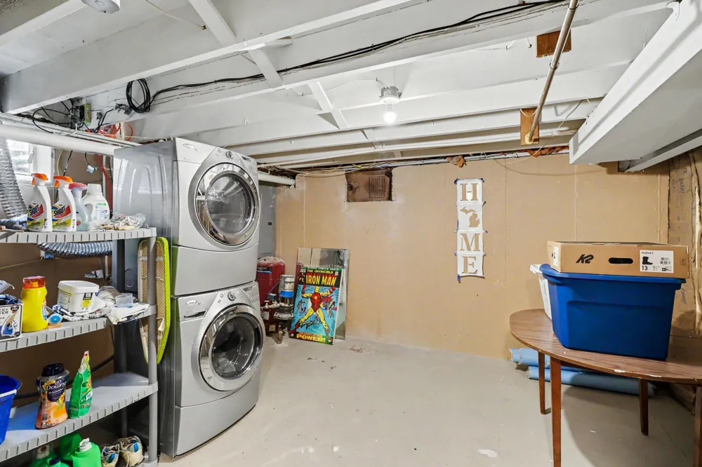 1025 Clausen Avenue Three Rivers, MI 49093