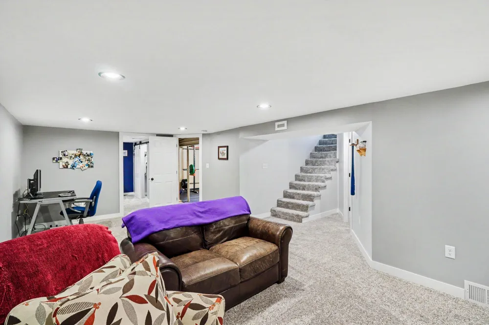 1025 Clausen Avenue Three Rivers, MI 49093