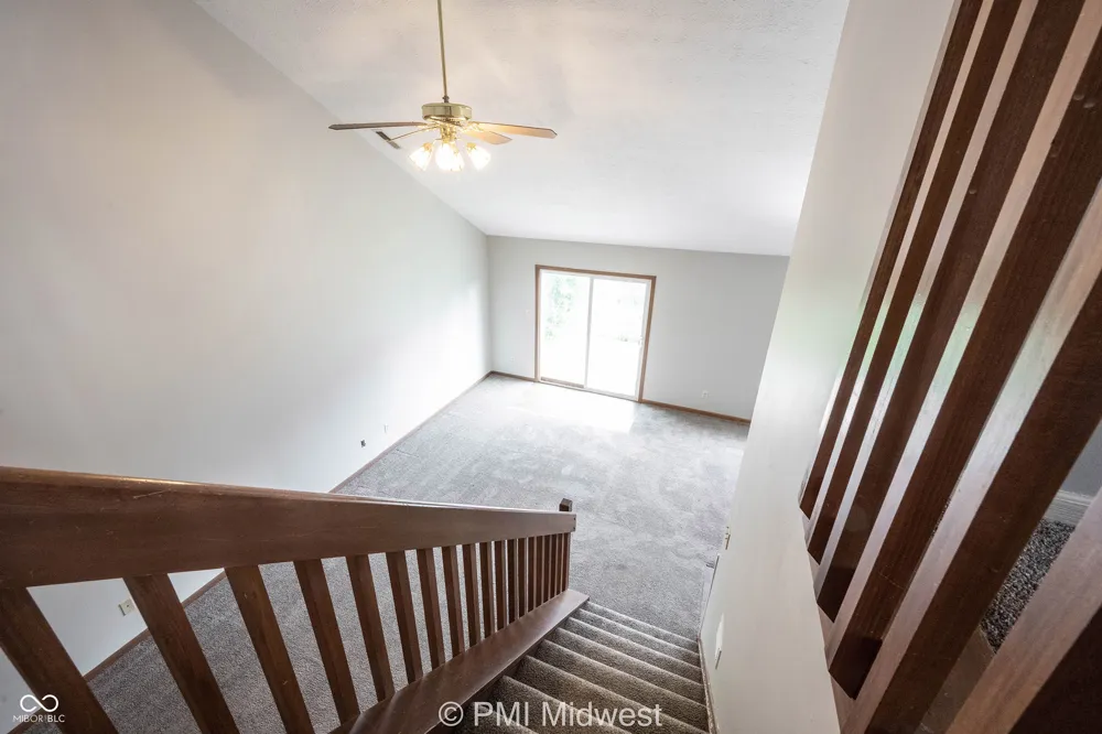 1092 Cobra Drive Franklin, IN 46131