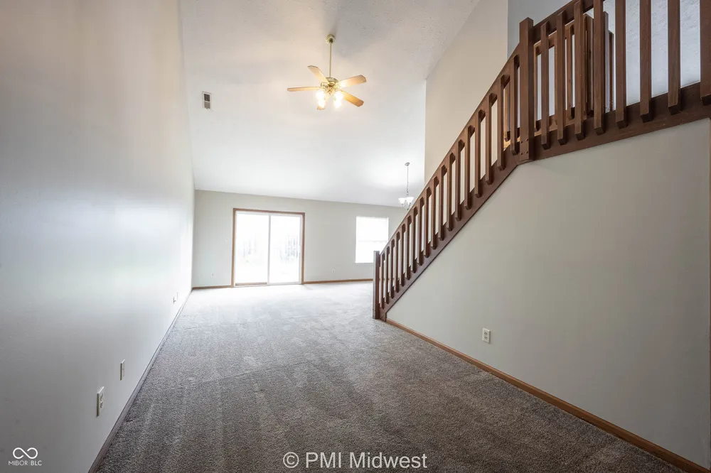1092 Cobra Drive Franklin, IN 46131