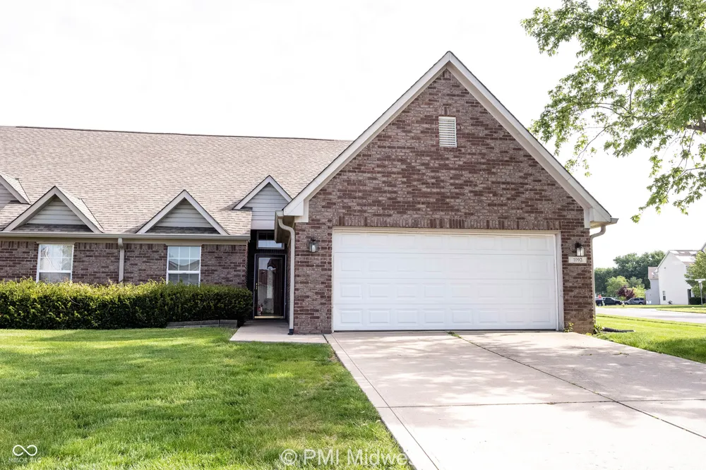1092 Cobra Drive Franklin, IN 46131