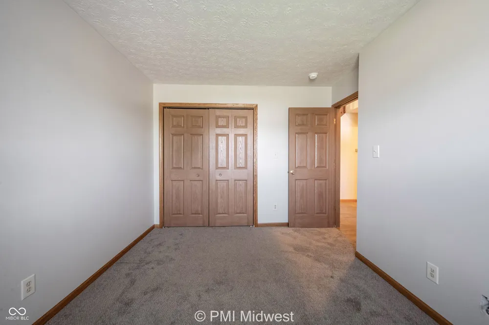 1092 Cobra Drive Franklin, IN 46131
