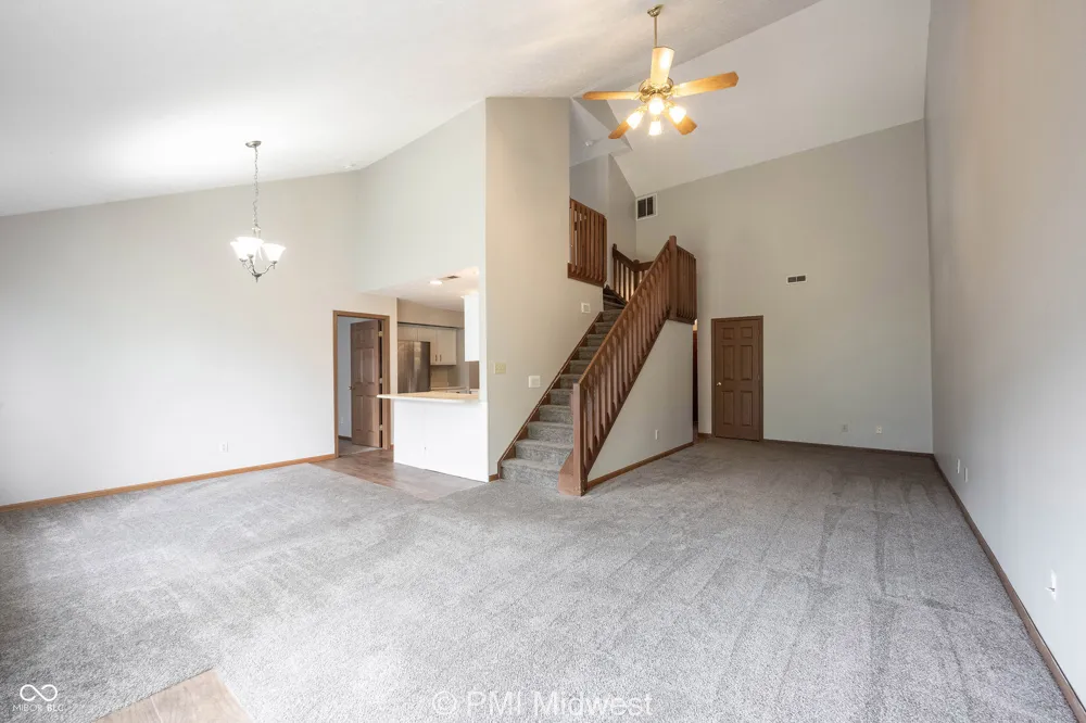 1092 Cobra Drive Franklin, IN 46131
