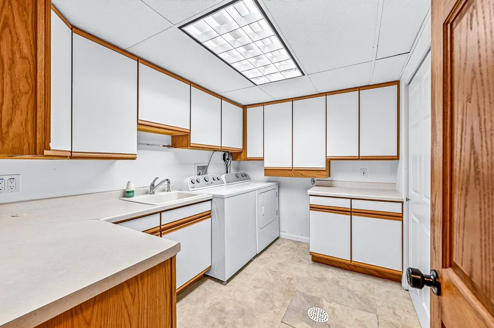 233 Sitka Street Duluth, MN 55811