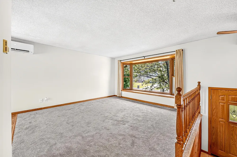 233 Sitka Street Duluth, MN 55811