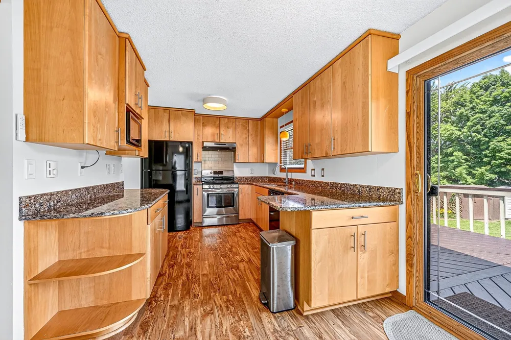 233 Sitka Street Duluth, MN 55811