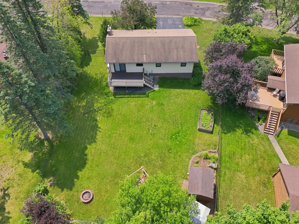 233 Sitka Street Duluth, MN 55811