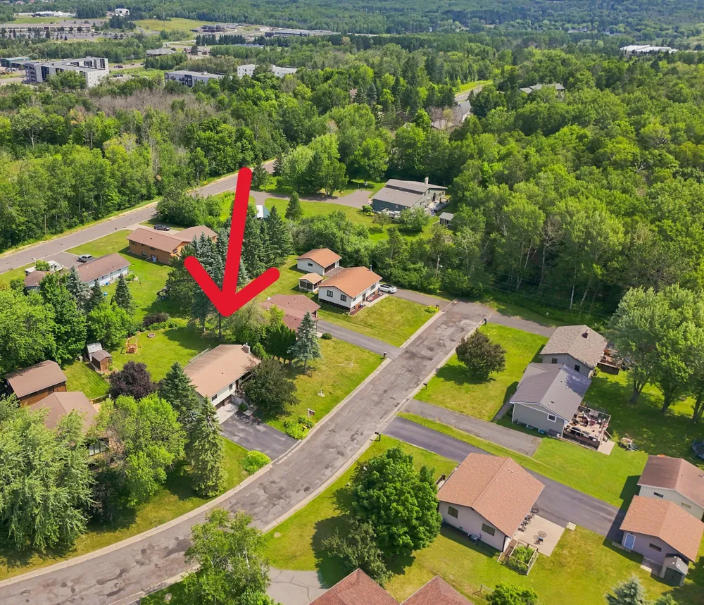 233 Sitka Street Duluth, MN 55811
