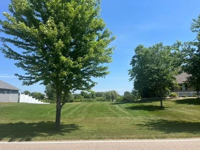 1165 Dale Street SW Hutchinson, MN 55350