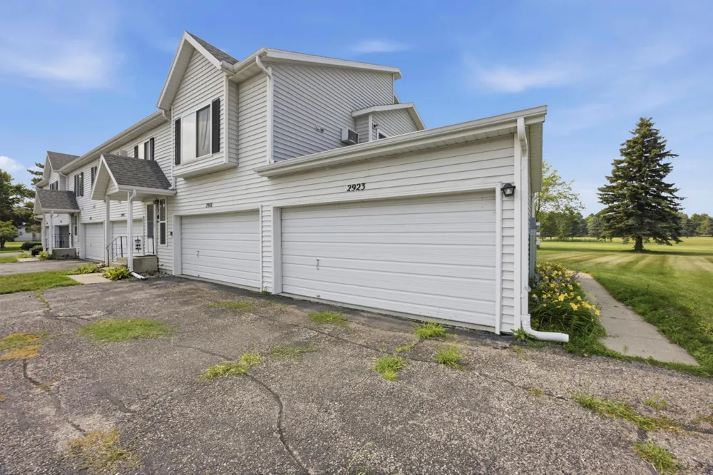 2923 32nd Street S Moorhead, MN 56560
