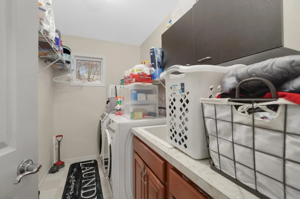 15765 25th Pl Plymouth, MN 55447