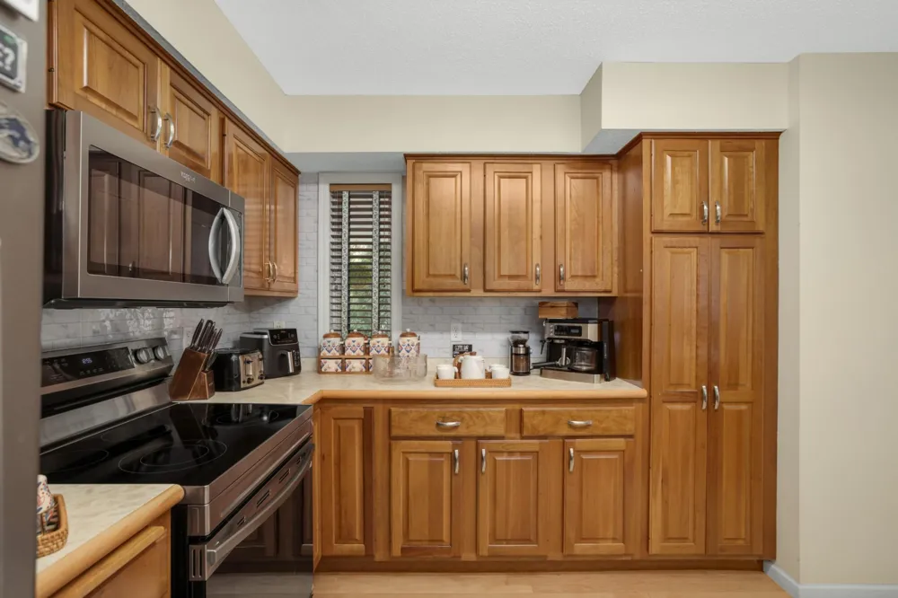 15765 25th Pl Plymouth, MN 55447