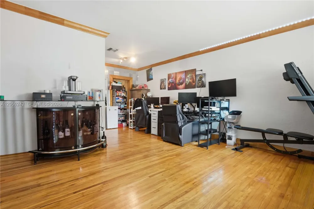 1630 NW 124th St North Miami, FL 33167