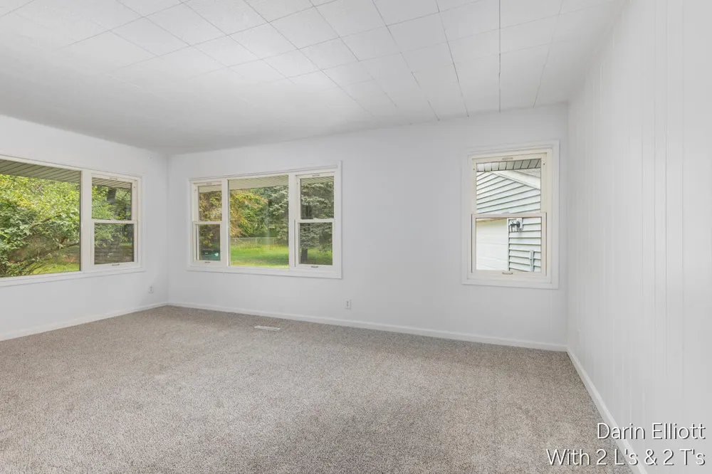 2110 Worden Street Lansing, MI 48910