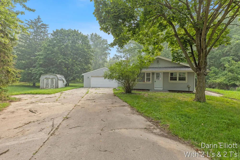2110 Worden Street Lansing, MI 48910