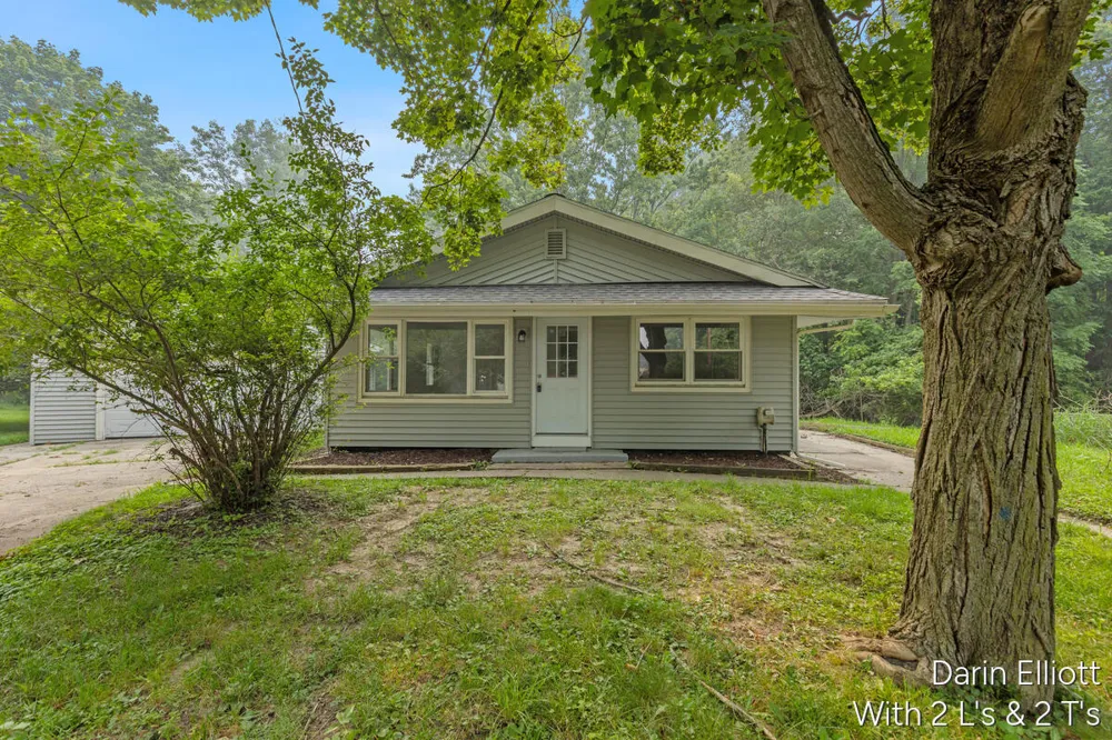 2110 Worden Street Lansing, MI 48910
