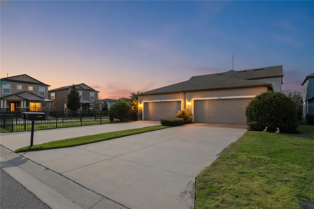 5714 COLONY GLEN ROAD Lithia, FL 33547
