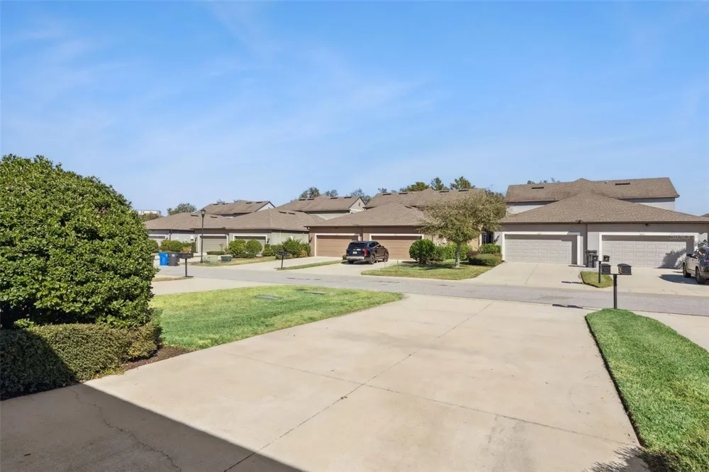 5714 COLONY GLEN ROAD Lithia, FL 33547