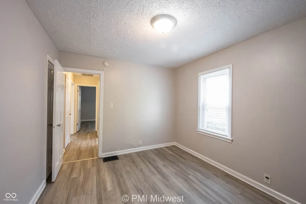 74 2nd Avenue Beech Grove, IN 46107
