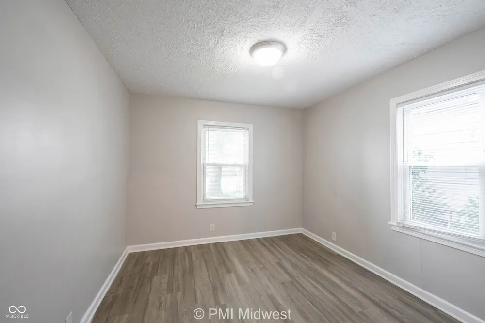 74 2nd Avenue Beech Grove, IN 46107