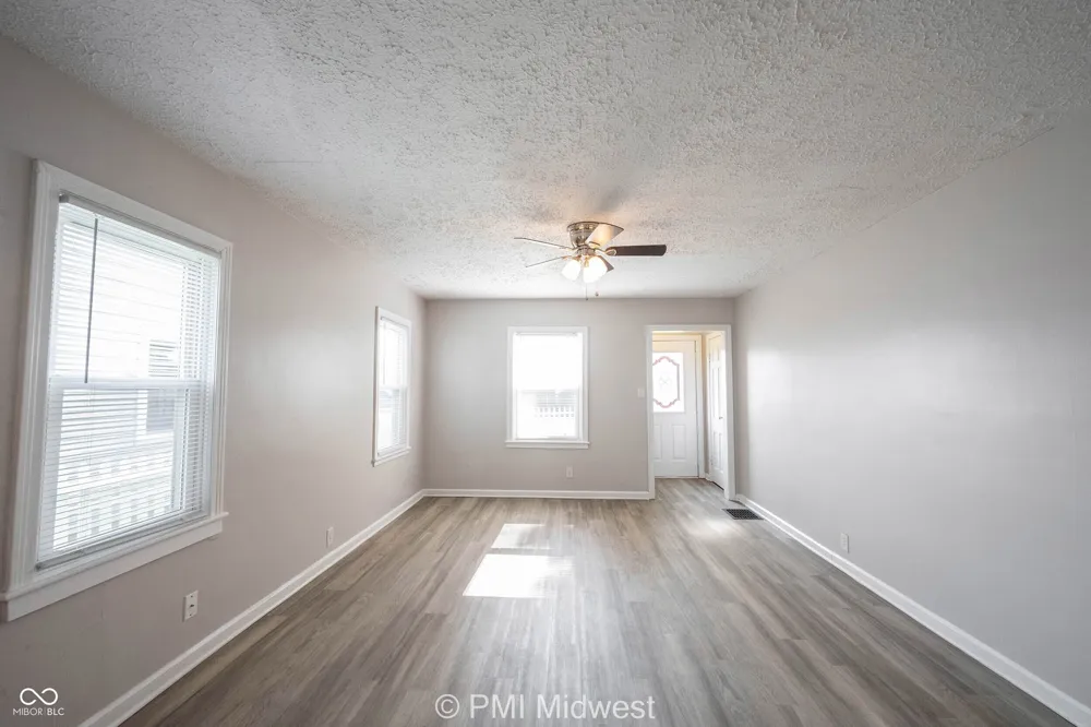 74 2nd Avenue Beech Grove, IN 46107