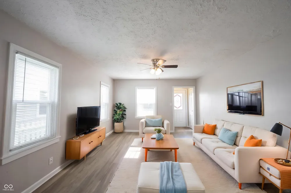 74 2nd Avenue Beech Grove, IN 46107