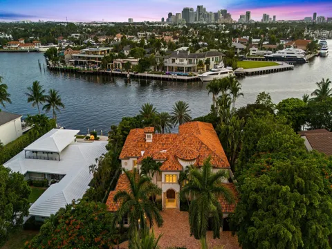 639 Middle River Drive