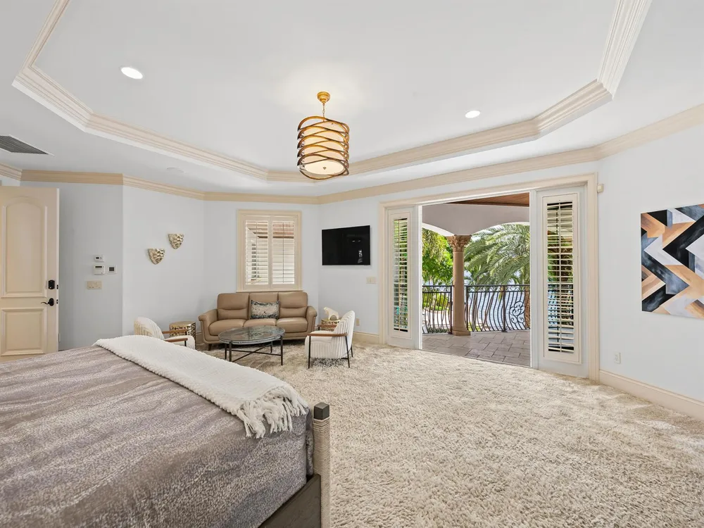 639 Middle River Drive Fort Lauderdale, FL 33304