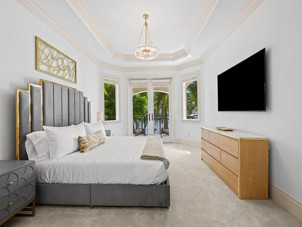 639 Middle River Drive Fort Lauderdale, FL 33304