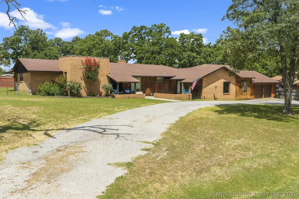 135 Chaparral Street Lone Grove, OK 73401