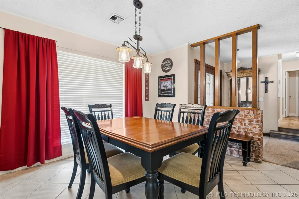 135 Chaparral Street Lone Grove, OK 73401