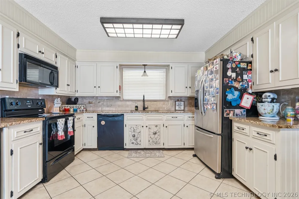 135 Chaparral Street Lone Grove, OK 73401