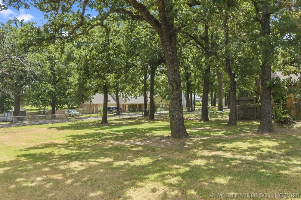 135 Chaparral Street Lone Grove, OK 73401