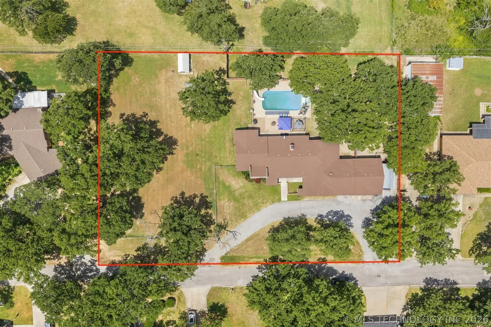 135 Chaparral Street Lone Grove, OK 73401
