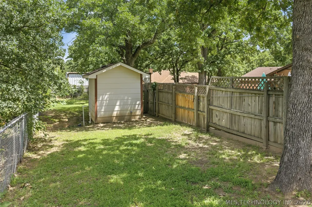 135 Chaparral Street Lone Grove, OK 73401