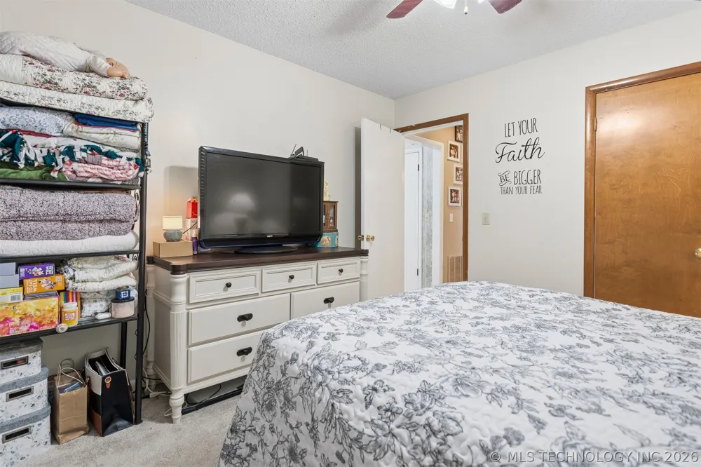 135 Chaparral Street Lone Grove, OK 73401