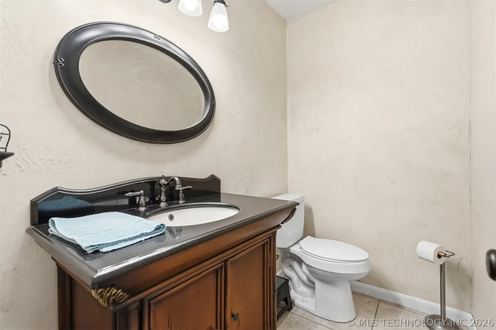 135 Chaparral Street Lone Grove, OK 73401