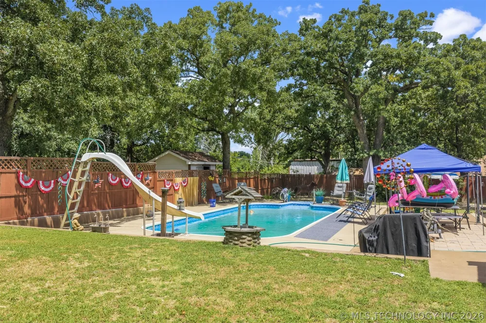 135 Chaparral Street Lone Grove, OK 73401
