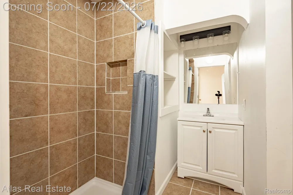 7398 Genesee Road Genesee Charter Township, MI 48437