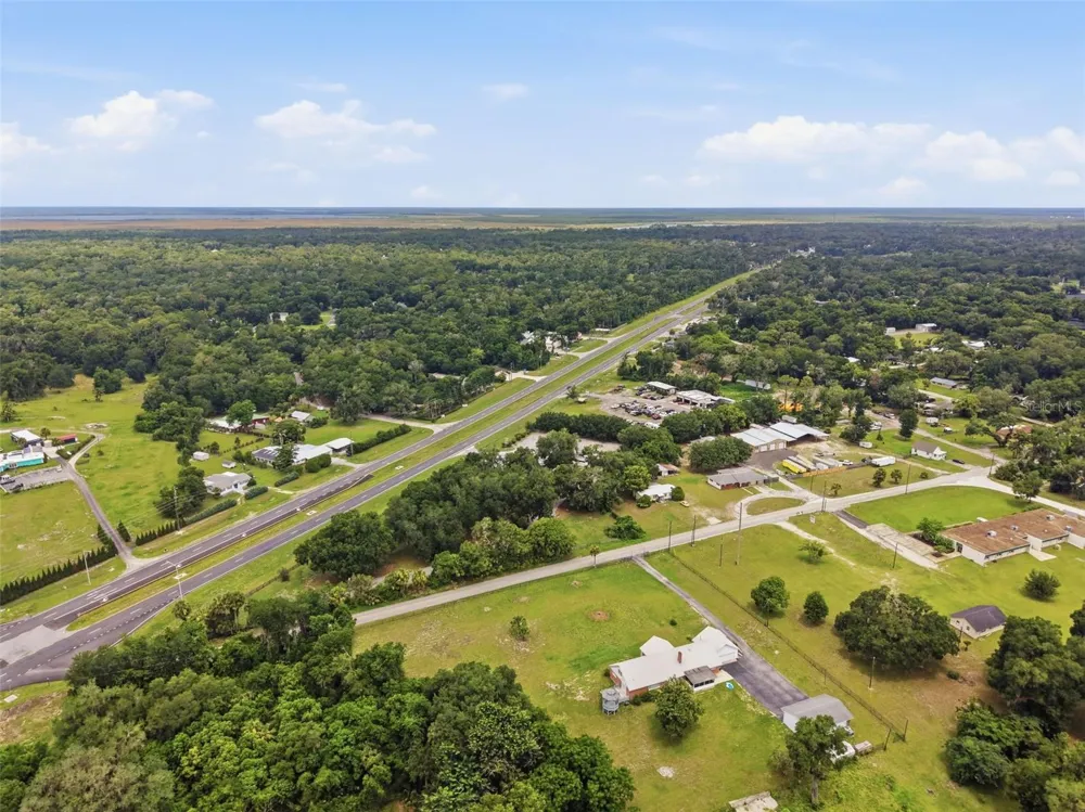 4155 US HIGHWAY 17 Deland, FL 32720