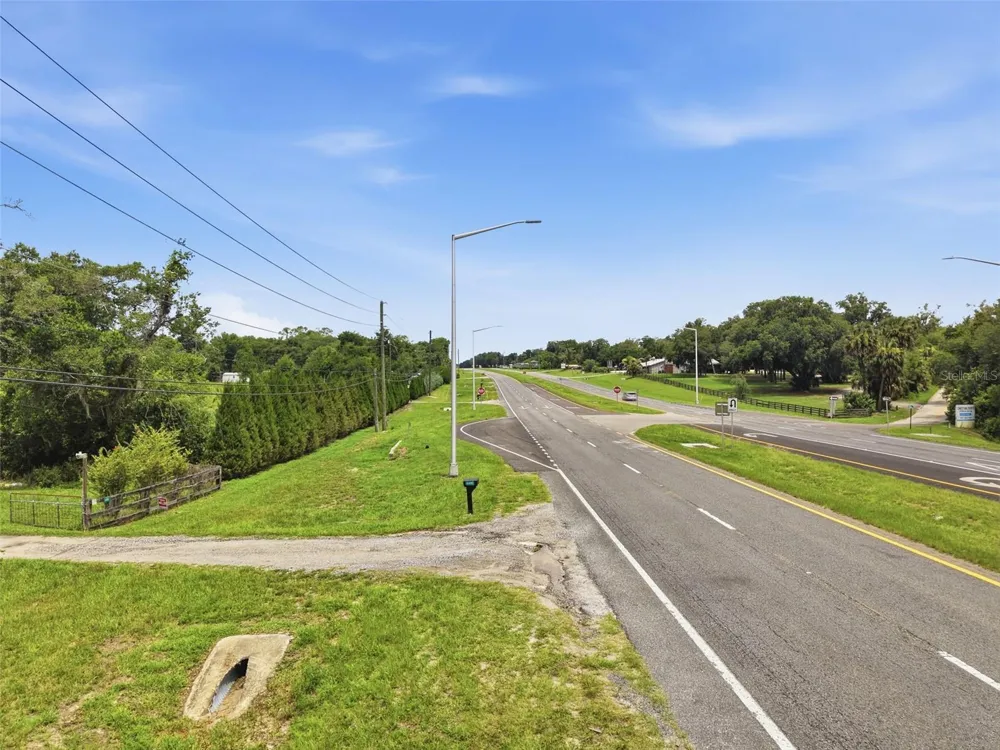 4155 US HIGHWAY 17 Deland, FL 32720