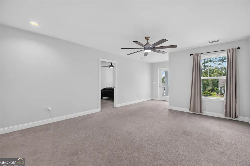 158 Mandeville DR Richmond Hill, GA 31324
