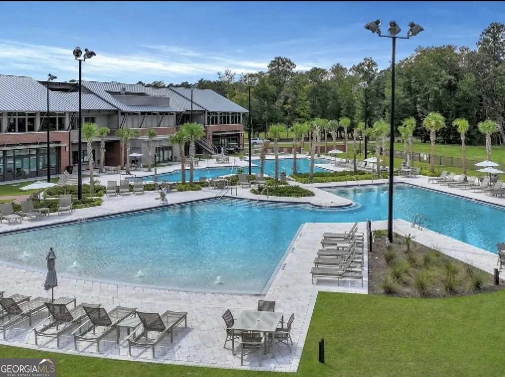 158 Mandeville DR Richmond Hill, GA 31324
