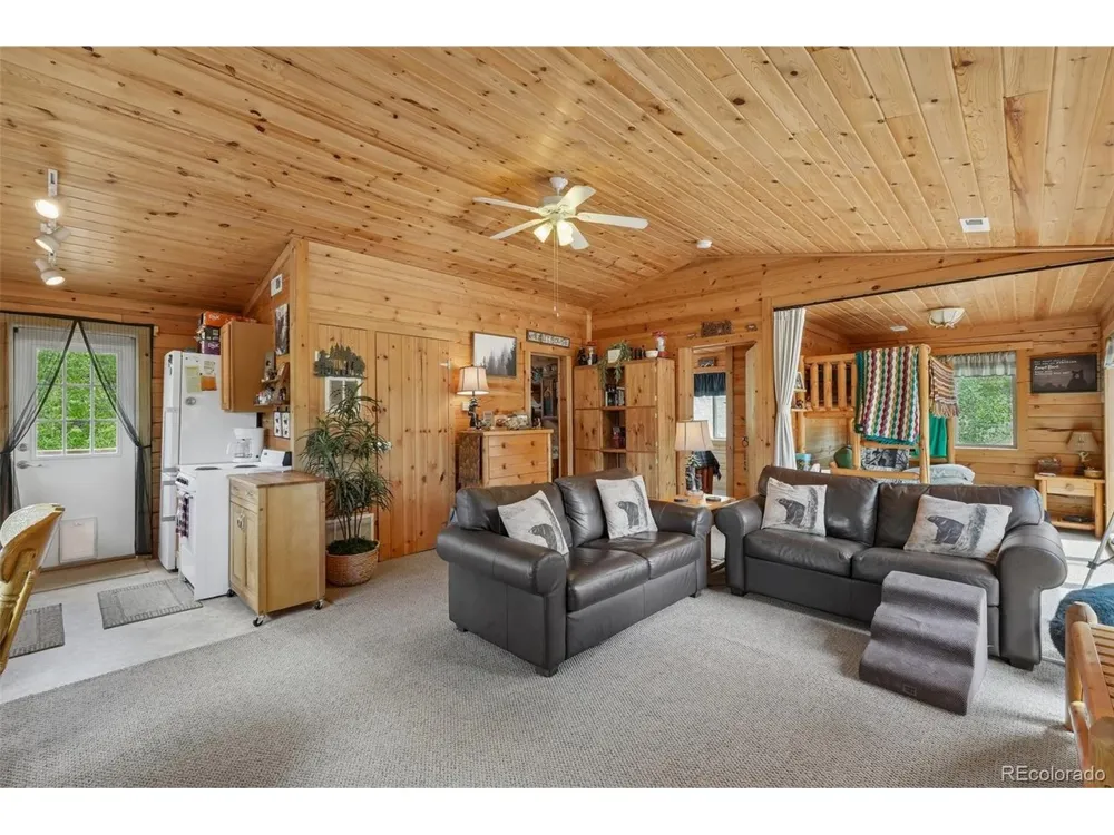 1600 Swiggler Road Jefferson, CO 80456