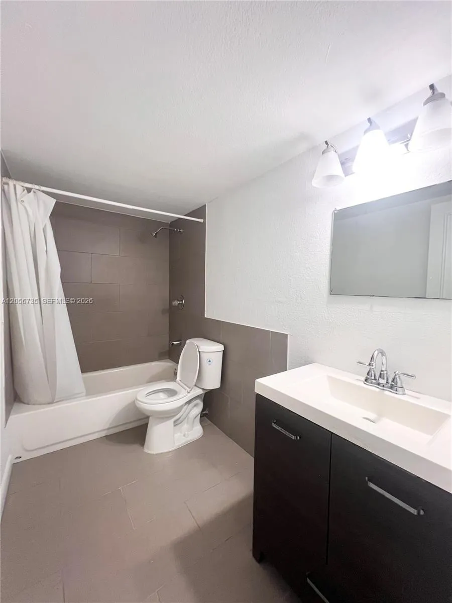 3770 SW 59th Ter #53 Davie, FL 33314
