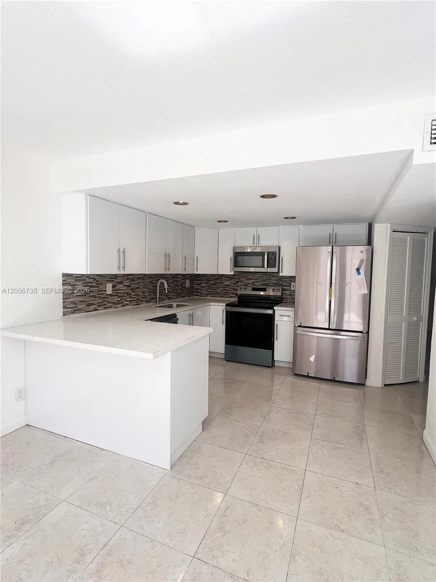 3770 SW 59th Ter #53 Davie, FL 33314