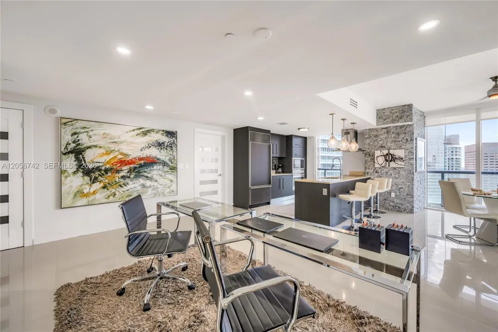 495 Brickell Ave #3702 Miami, FL 33131